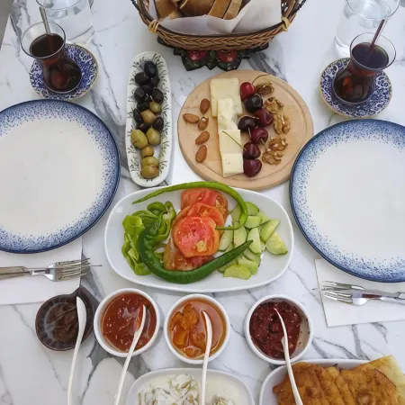 Cemile Hanım Konağı