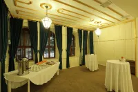 Sirehan Hotel - Breakfast