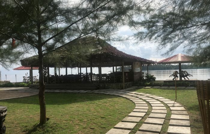 Baloho Beach Hotel
