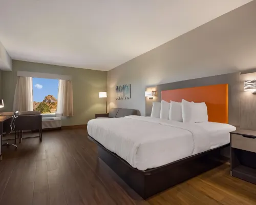 Spark by Hilton Destin Hotels near Emerald Coast Centre