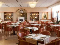 Hotel Leonardo Da Vinci Hotel a Erba