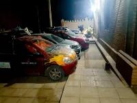 Islambek Hotel & Travel - parking