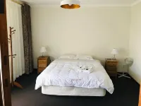 Te Puia Hot Springs Hotel - ที่มีที่จอดรถ