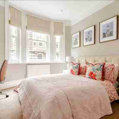 Outlandish Charm | Newly Renovated 4 Bed Luxury Aprt - Marylebone Rooms