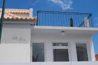 Vila Rosa - Casa renovada com vista para o mar