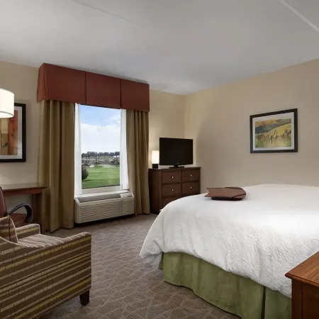 Hampton Inn & Suites Charles Town