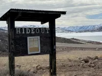 Modern Lake-View Escape in Hideout Near Park City Utah Hotels in Hideout