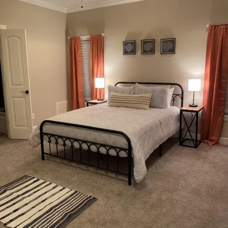 Luxury Escape close to Pinnacle Hills Promenade