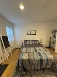 Beautiful Private Studio Apartment! - Apartments