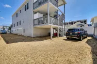 Cozy Beach Rental - 3-Star