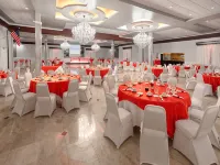 Ramada by Wyndham Butler/Tesla Biohealing Resort 