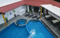 Grand Inna Tunjungan Hotel Surabaya - piscina
