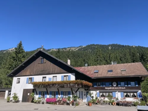 Nagelfluhhaus Hirsch - Beach