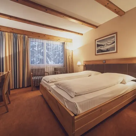 Mountain Plaza Hotel