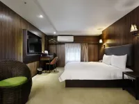 Airline Inn Taipei Ximen Hotels near Longshan Temple