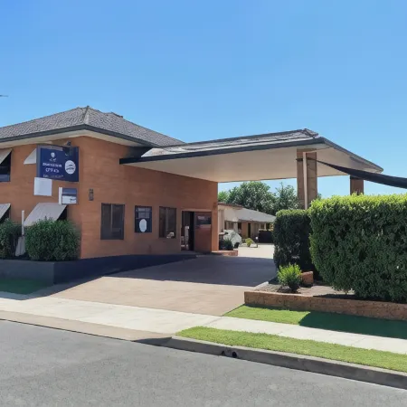 Adelong Motel