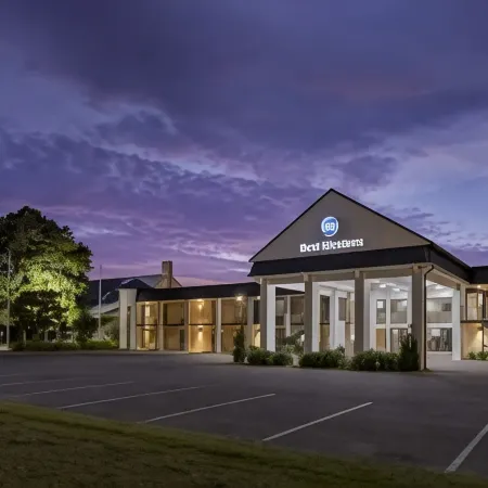 Best Western of Alexandria Inn  Suites  Conference Center