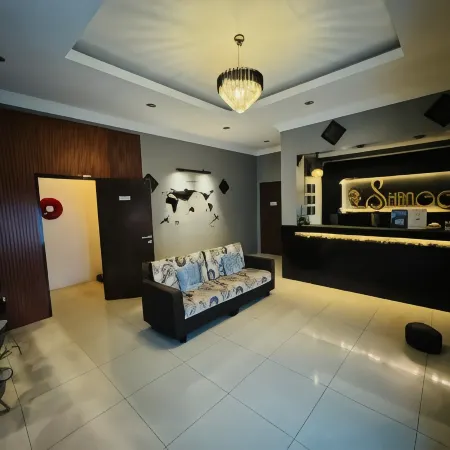 Shangg Inn