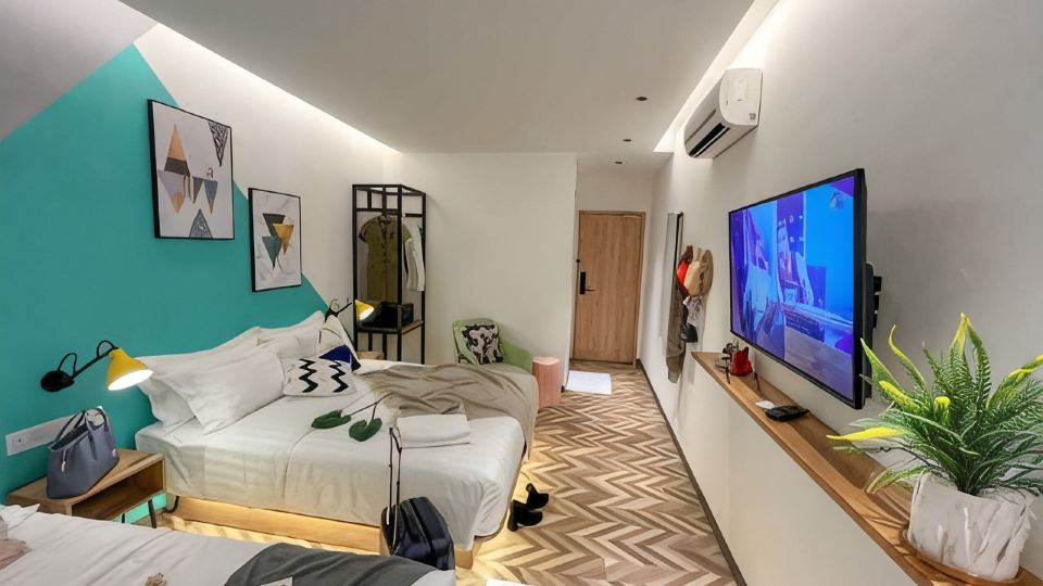 Apple 1 Hotel Queensbay