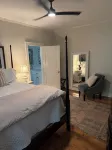 Home in Historic Old Downtown Summerville... - ห้องครัว