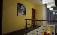 Hotel Bed and Breakfast Surabaya - Wifi