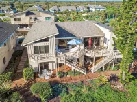 Magnificent villa by the sea - 3-Star