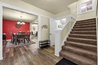 Spacious Home in the heart of the Bay - Bintang 2