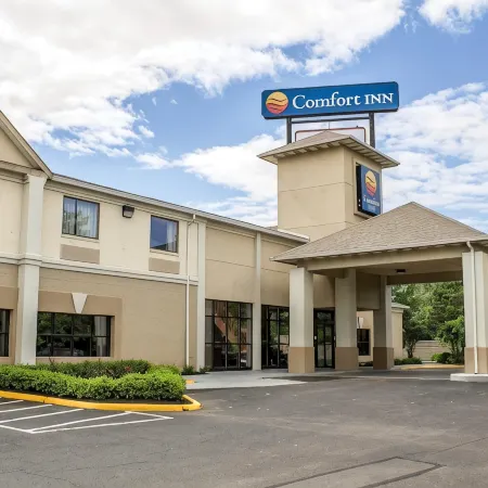 Howard Johnson by Wyndham Columbus State Fairgrounds I-71