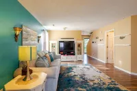 Charming 3-bedroom house in delightful McLeansville with AC, WiFi - Wifi