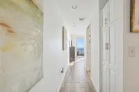 Oceanfront Condo with Pool,Sauna,Gym in Jacksonville Beach - Wi-Fi