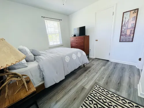 Complete Home 2.2 miles away from AIR FORCE! - Wifi