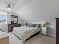 Harbourview Loft B Two Bedroom Loft Apartment Located in Downtown Summerside Hotele w: Summerside