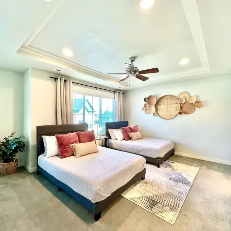 Riverside Retreat - Luxury Living Steps From the Pool, Boise River & Greenbelt