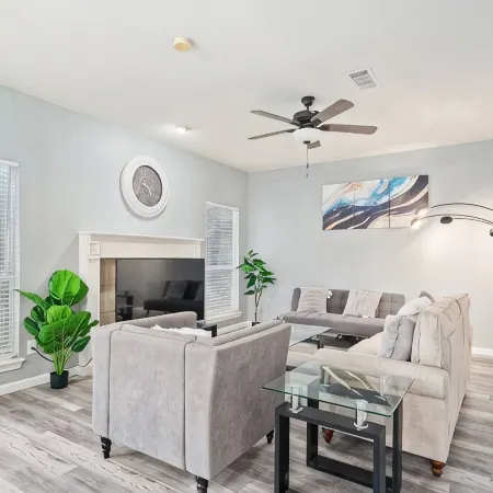 Stylish Modern House  4Br/3BA  Home in McKinney