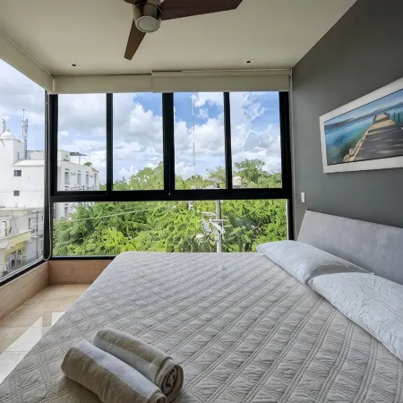 Brand New Build - Best Location 2 Blocks from the Fery Ocean View Pool Roof Top.