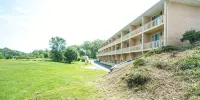Hampton Falls Inn - 2-Star