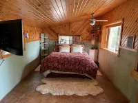 Four Season Private Retreat - 3-Star
