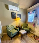 Fox Kit Cabin - 2-Star