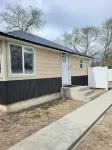 Salmon Bench Home w/ hot tub - Wifi
