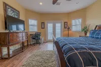 Stunning beach views-100 steps to beach-Huge deck - Beach