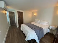 Beautiful Cottage With Water Access and Kayaks! - 4-Star