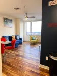 Downtown View, King Bed, Quiet, Free Parking - Condos