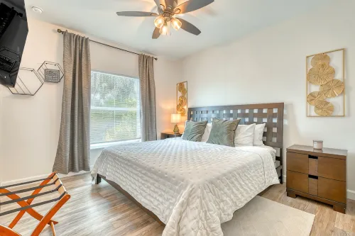 Waterview Vacation Retreat Close To Ocean - Homestays