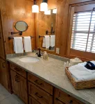 Chisholm Trail Room at Buffalo Point - Homestays