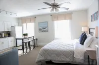 Downtown Studio at The Lake -Unit 4 - Wifi