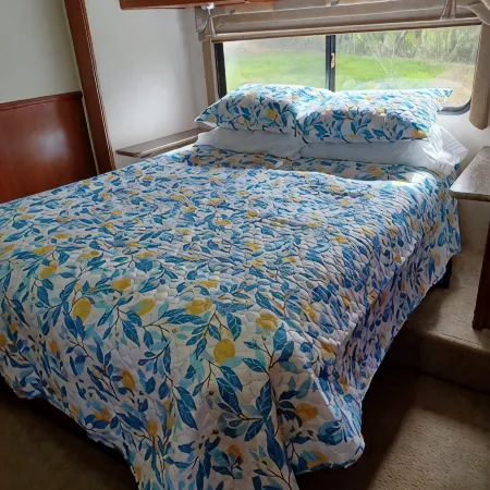 The Farmside Retreat near I-81/26, a quiet country escape to nearby Tri-Cities.