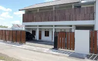 Griya Izzara - 2-Star
