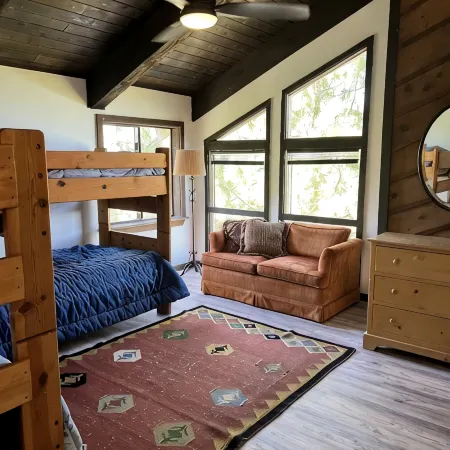 Steps from the slopes - Mountain retreat in Steamboat Springs!