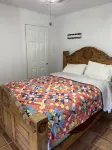 Bandera Texas Rooster Cogburn's Guest-house with pool - 2-Star