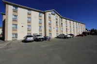 Pomeroy Inn & Suites Fort St. John - pet friendly